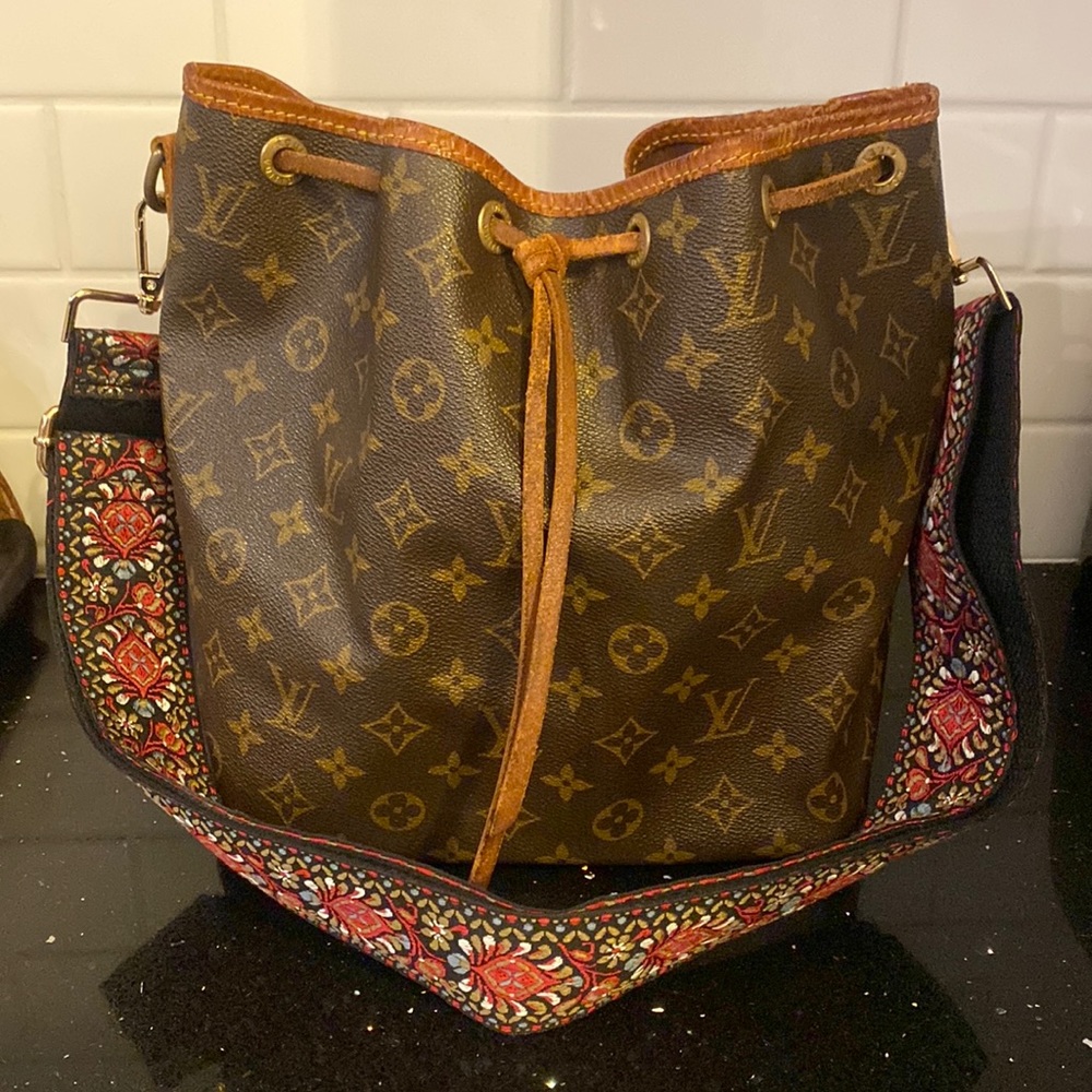 Authentic Vintage Louis Vuitton Petit Noe Monogram handbag